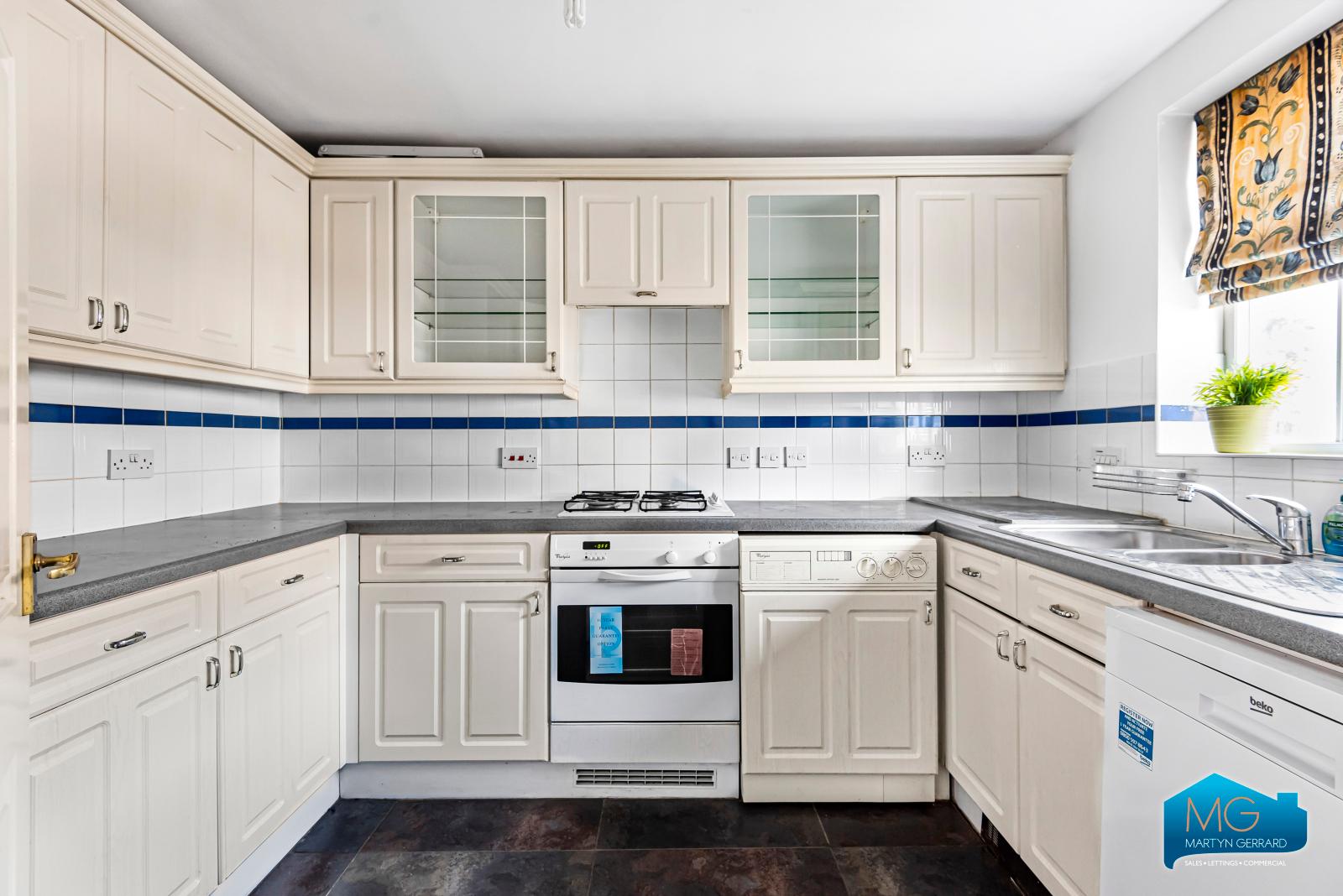 3 bedroom Terraced House to rent - Martyn Gerrard