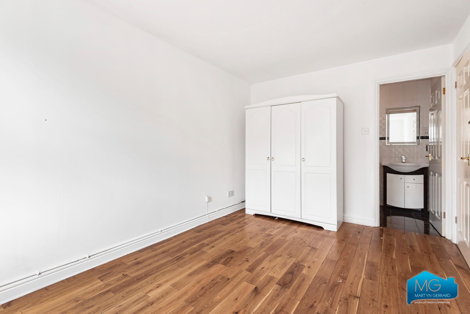 3 bedroom Terraced House to rent - Martyn Gerrard