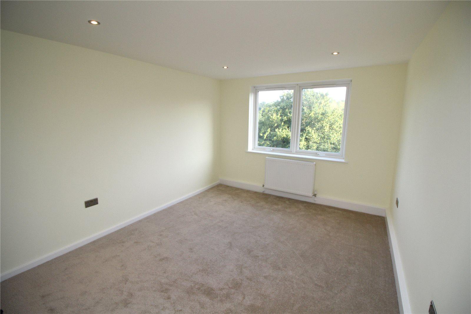 2 bedroom Apartment to rent - Martyn Gerrard