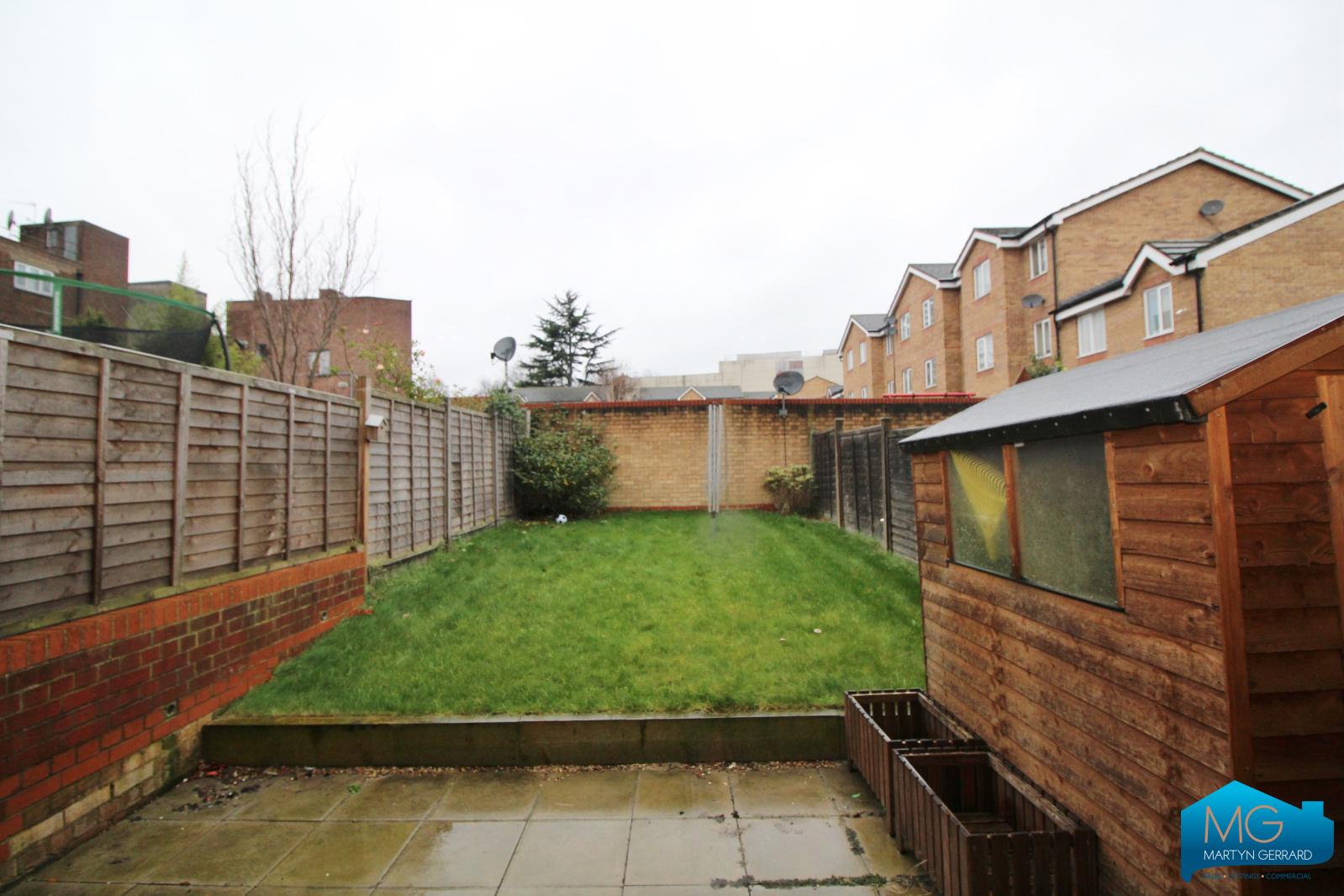 4 bedroom Terraced House to rent - Martyn Gerrard