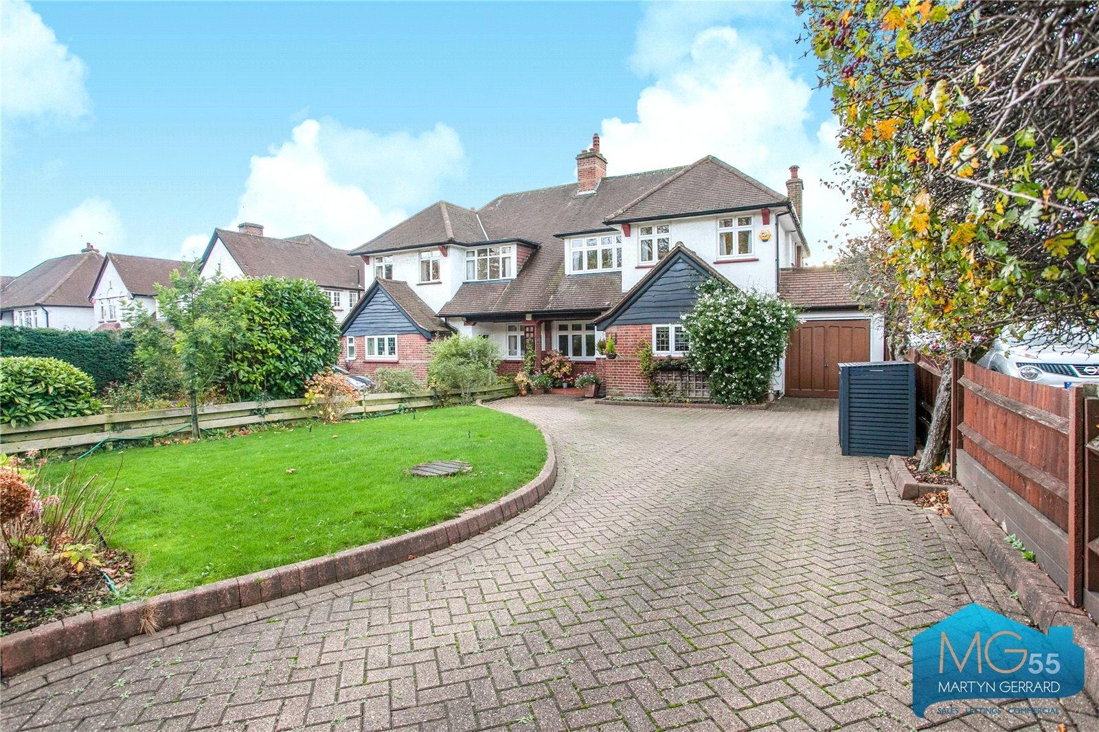 4 bedroom Semi-Detached House to rent - Martyn Gerrard