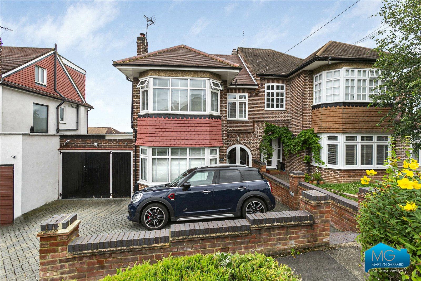 4 bedroom Semi-Detached House to rent - Martyn Gerrard