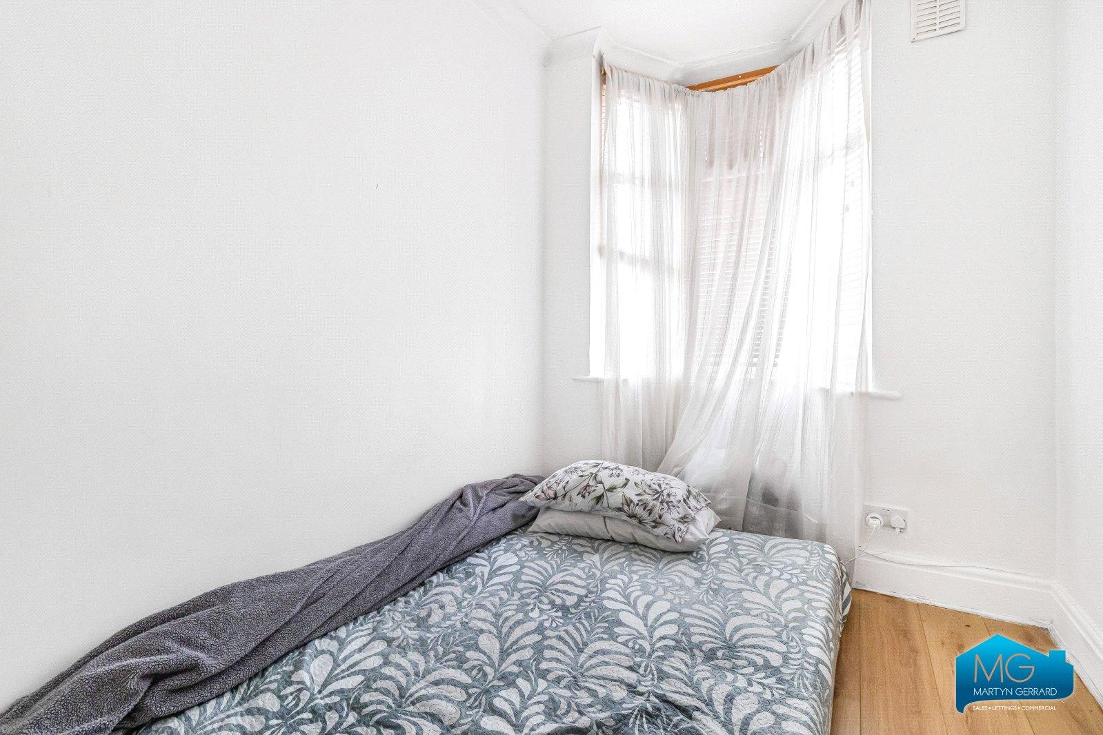 3 bedroom Terraced House to rent - Martyn Gerrard