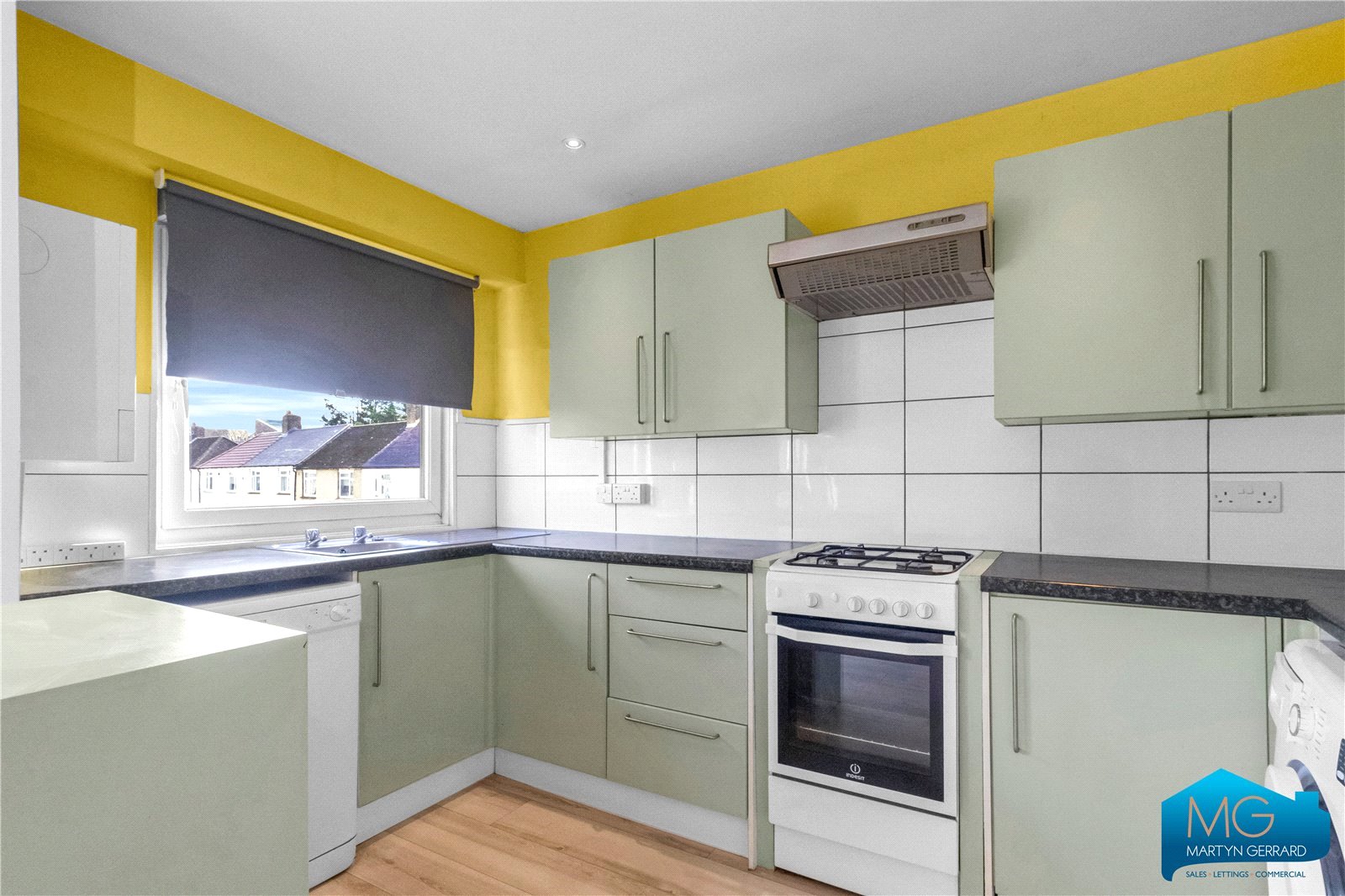 Cowper Gardens, Southgate, London, N14+  - Martyn Gerrard