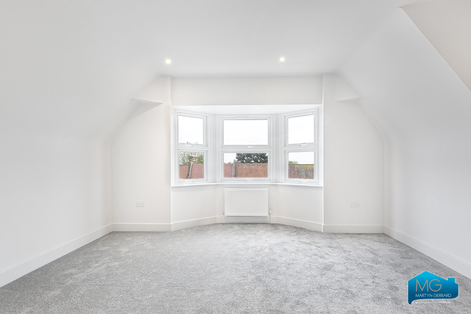 2 bedroom Apartment to rent - Martyn Gerrard
