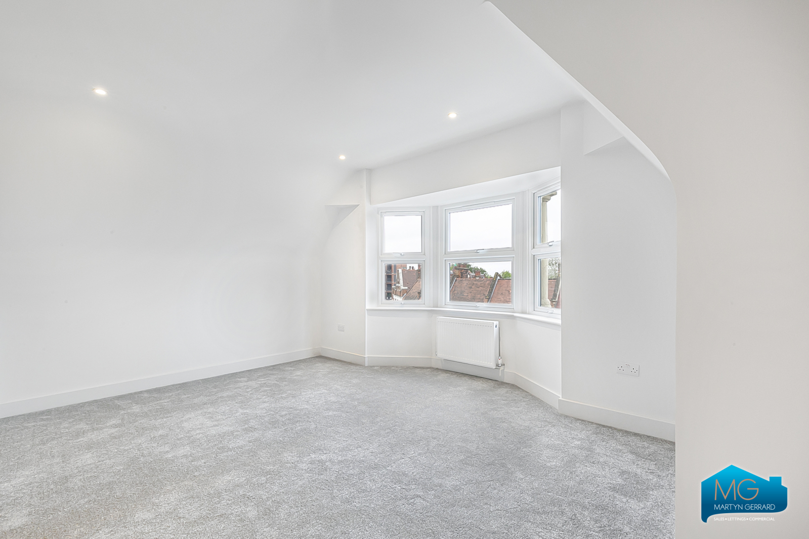 Green Lanes, Winchmore Hill, London, N21+  - Martyn Gerrard