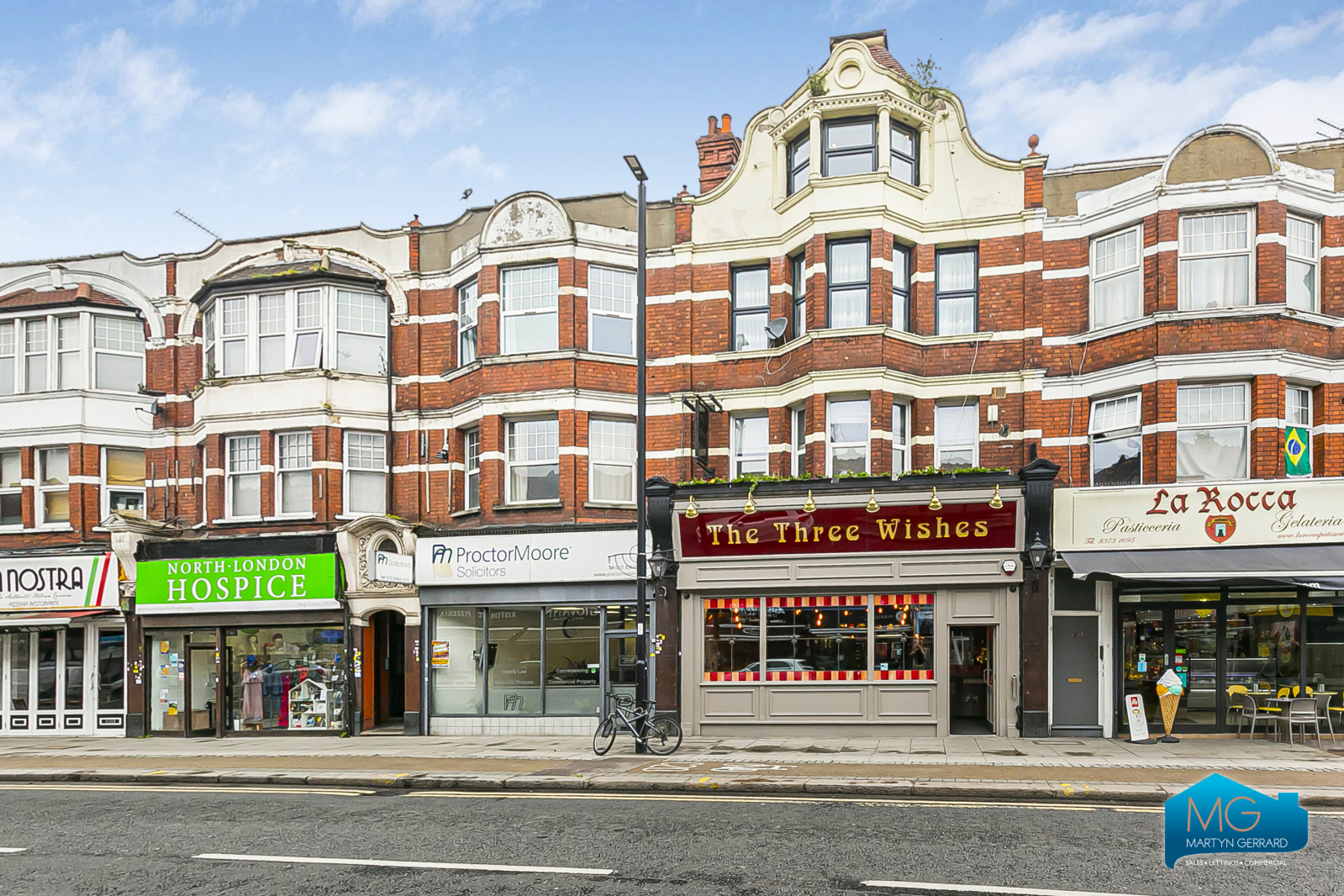 2 bedroom Apartment to rent - Martyn Gerrard