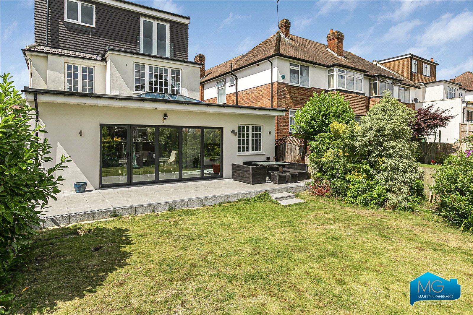 5 bedroom Detached House to rent - Martyn Gerrard