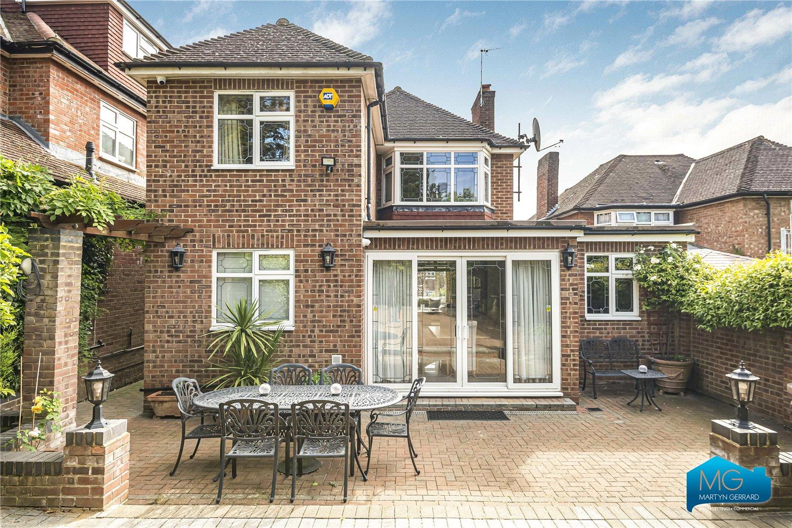 3 bedroom Detached House to rent - Martyn Gerrard