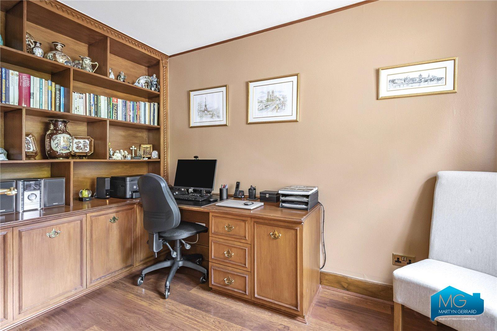 3 bedroom Detached House to rent - Martyn Gerrard