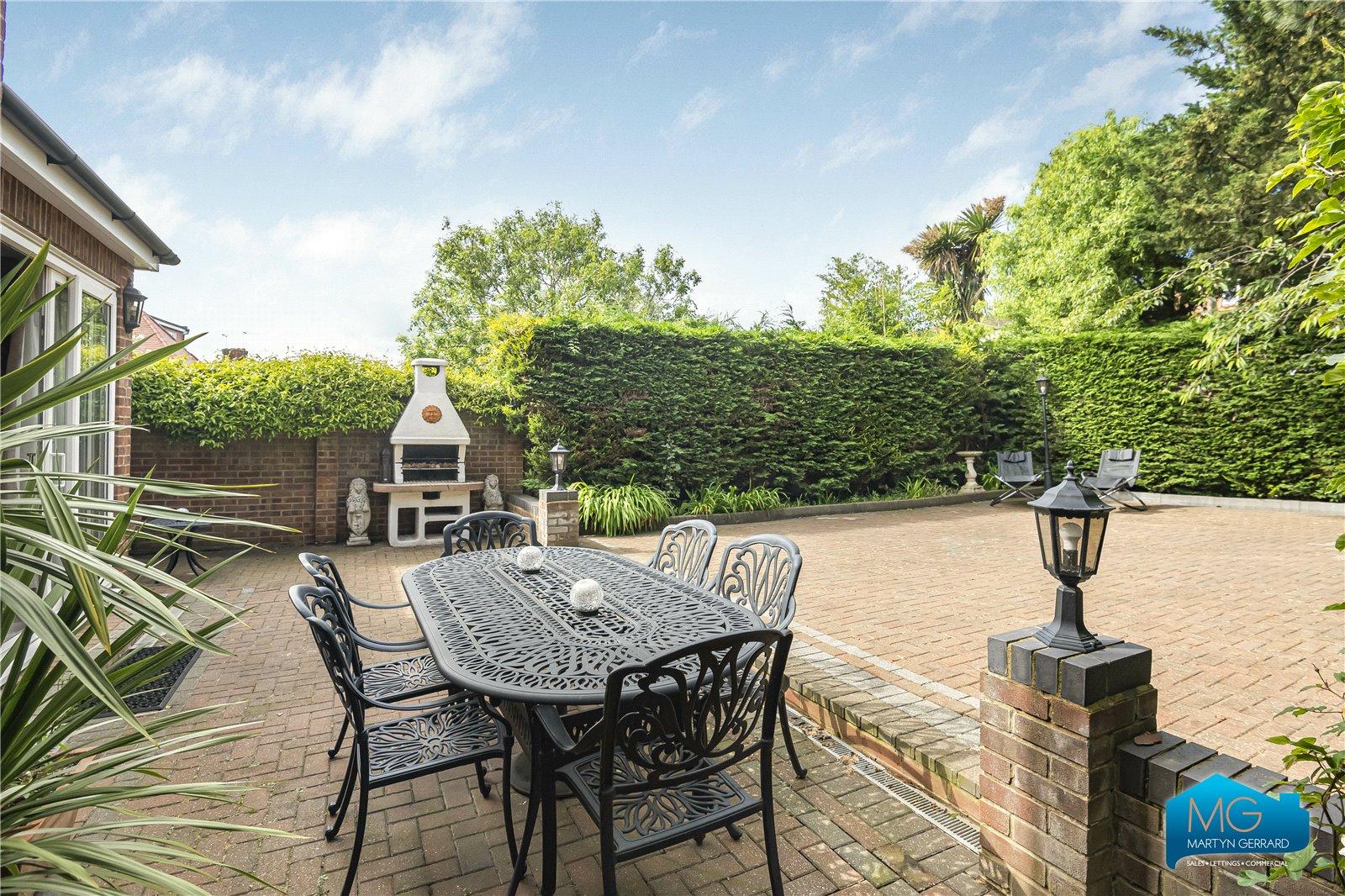 3 bedroom Detached House to rent - Martyn Gerrard