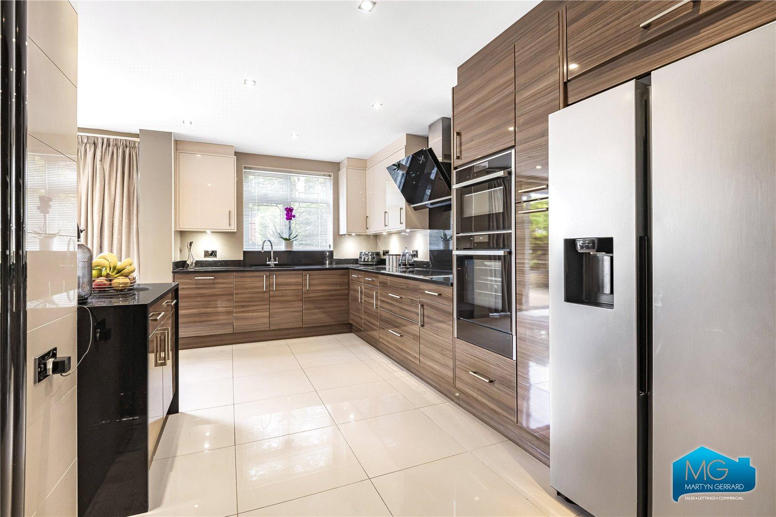 3 bedroom Detached House to rent - Martyn Gerrard