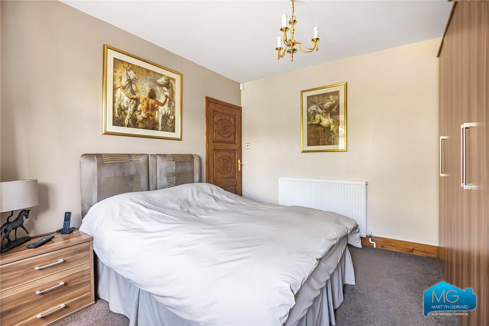 3 bedroom Detached House to rent - Martyn Gerrard