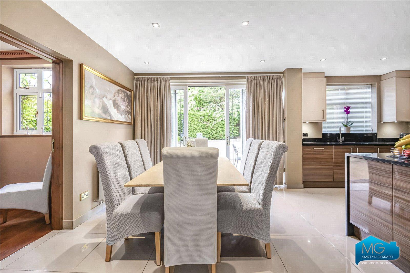 3 bedroom Detached House to rent - Martyn Gerrard