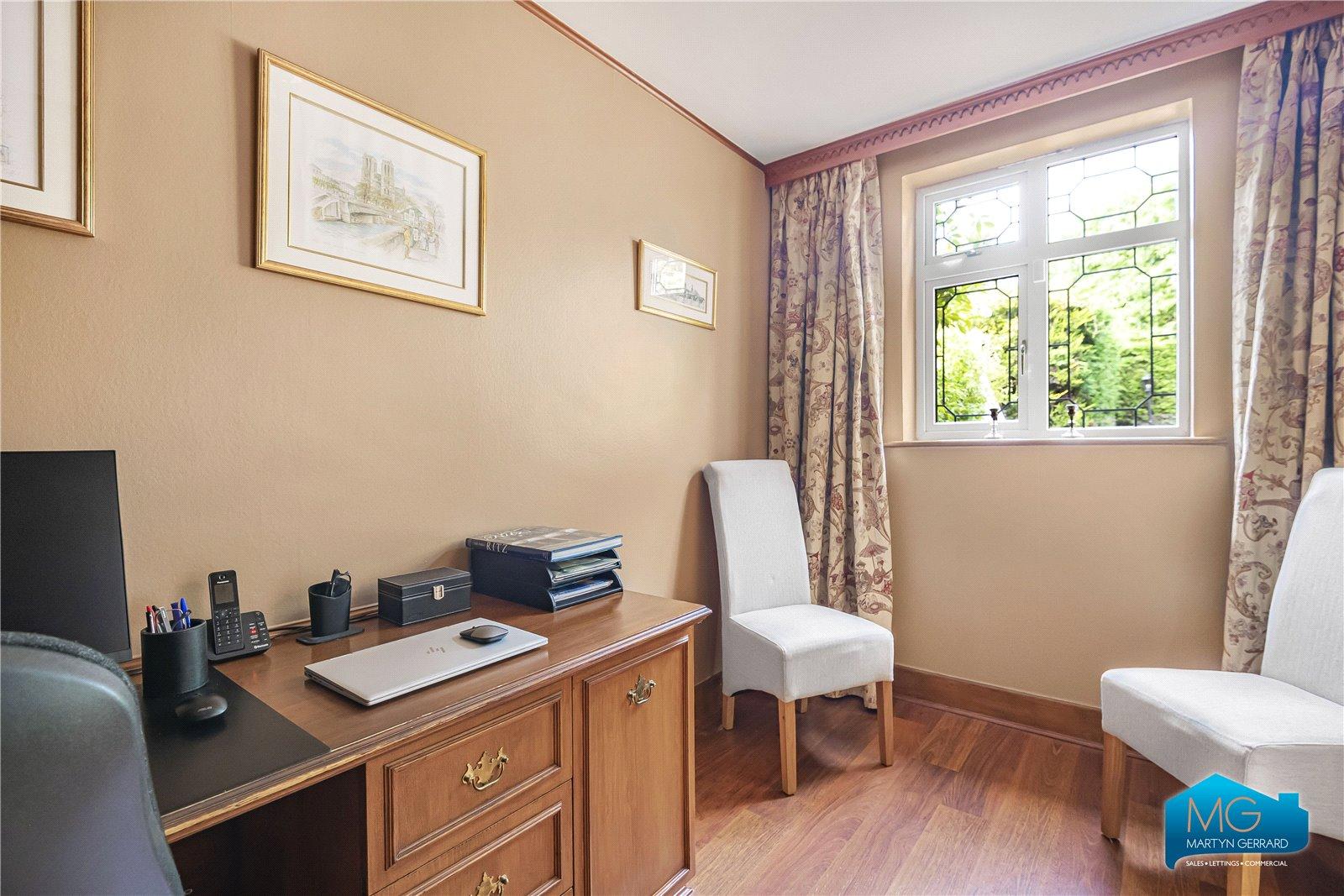3 bedroom Detached House to rent - Martyn Gerrard