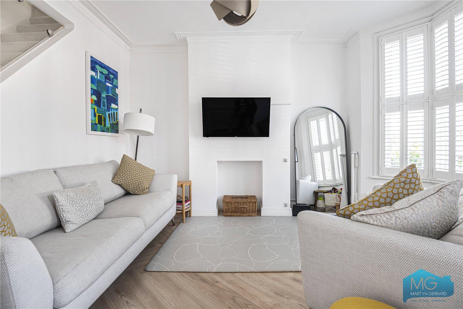 2 bedroom Terraced House for sale - Martyn Gerrard