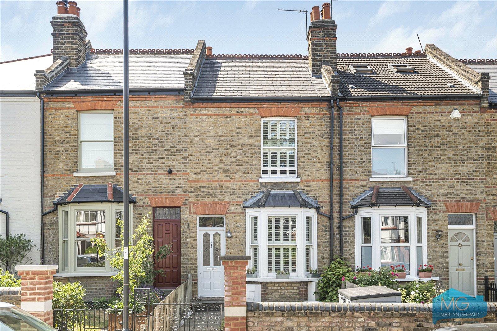 2 bedroom Terraced House for sale - Martyn Gerrard