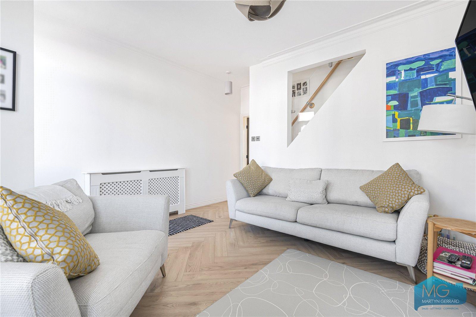 2 bedroom Terraced House for sale - Martyn Gerrard
