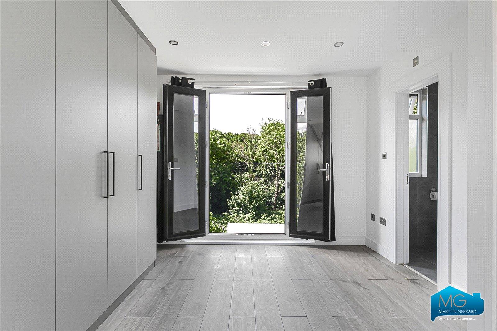 4 bedroom Semi-Detached House to rent - Martyn Gerrard