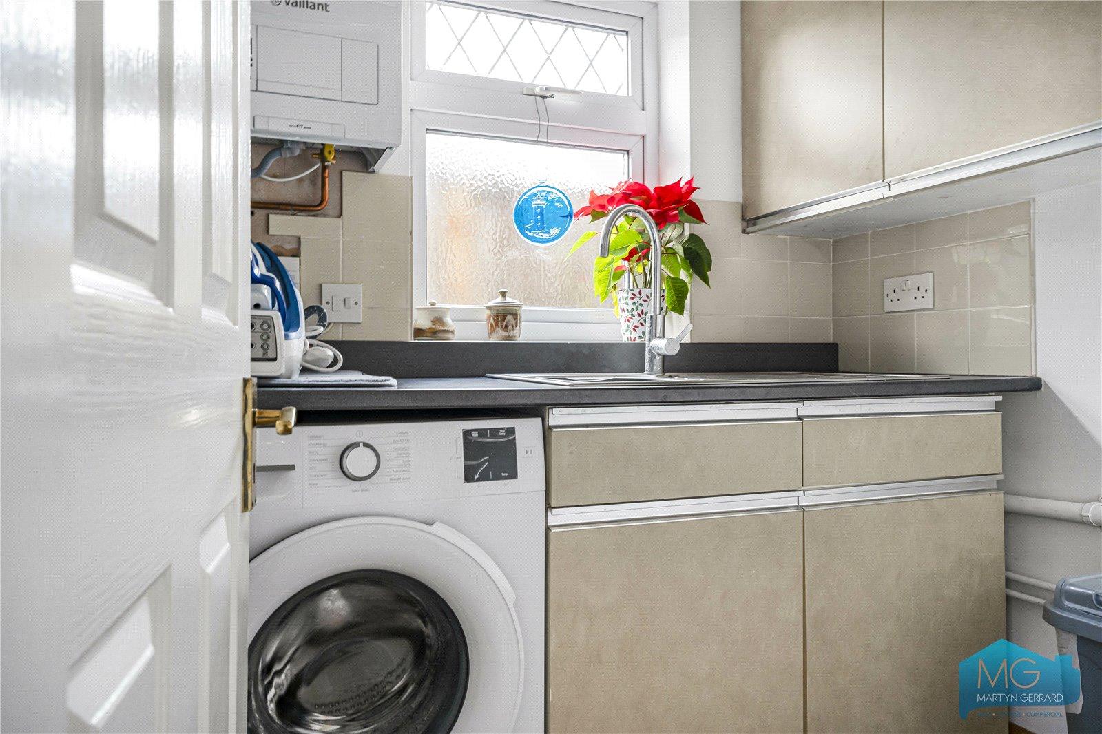 4 bedroom Semi-Detached House for sale - Martyn Gerrard