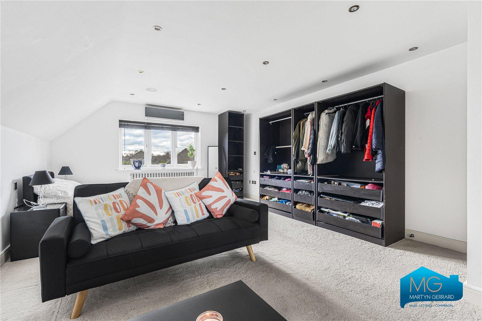 1 bedroom Studio Apartment to rent - Martyn Gerrard