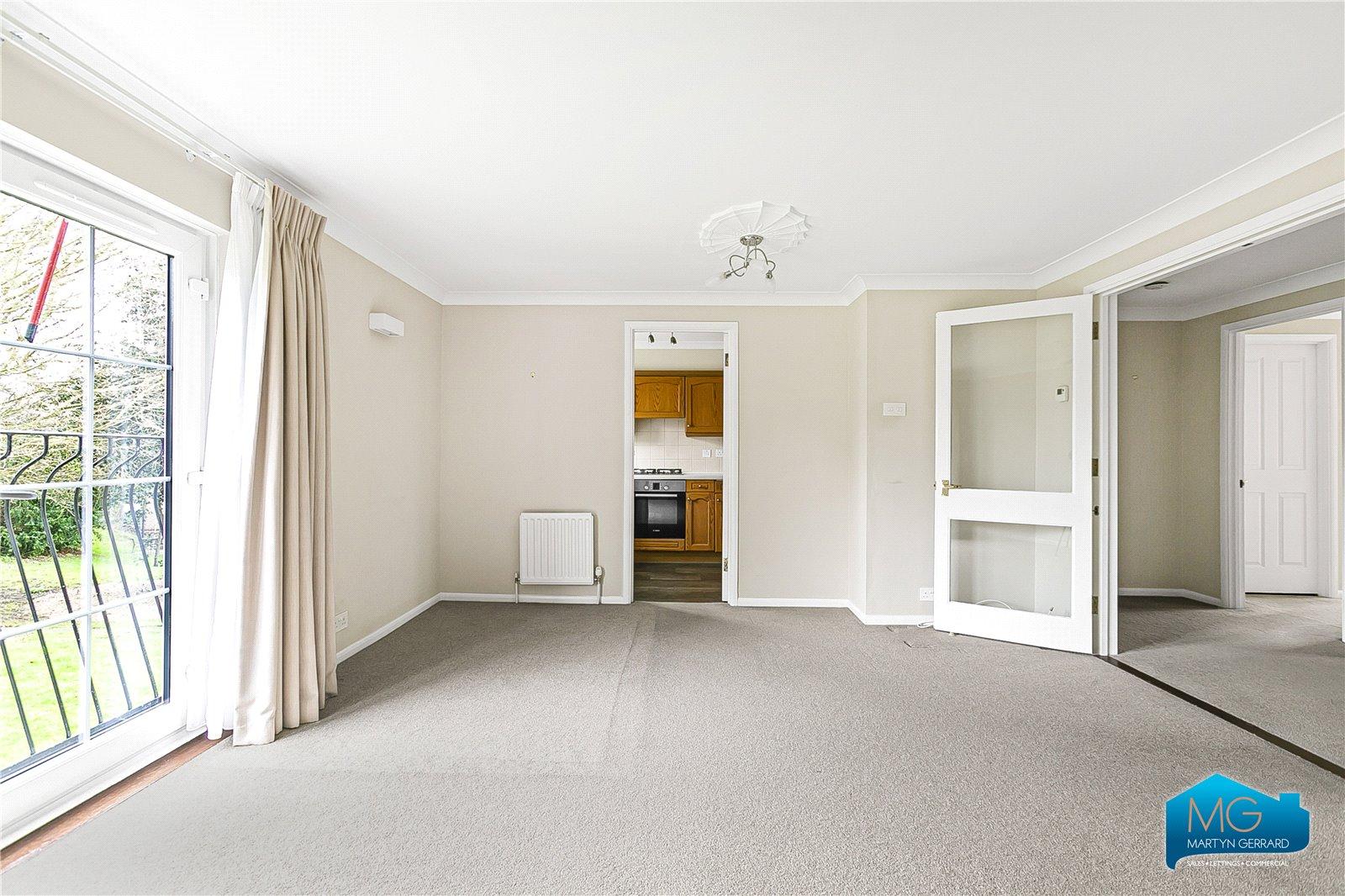 2 bedroom Apartment to rent - Martyn Gerrard