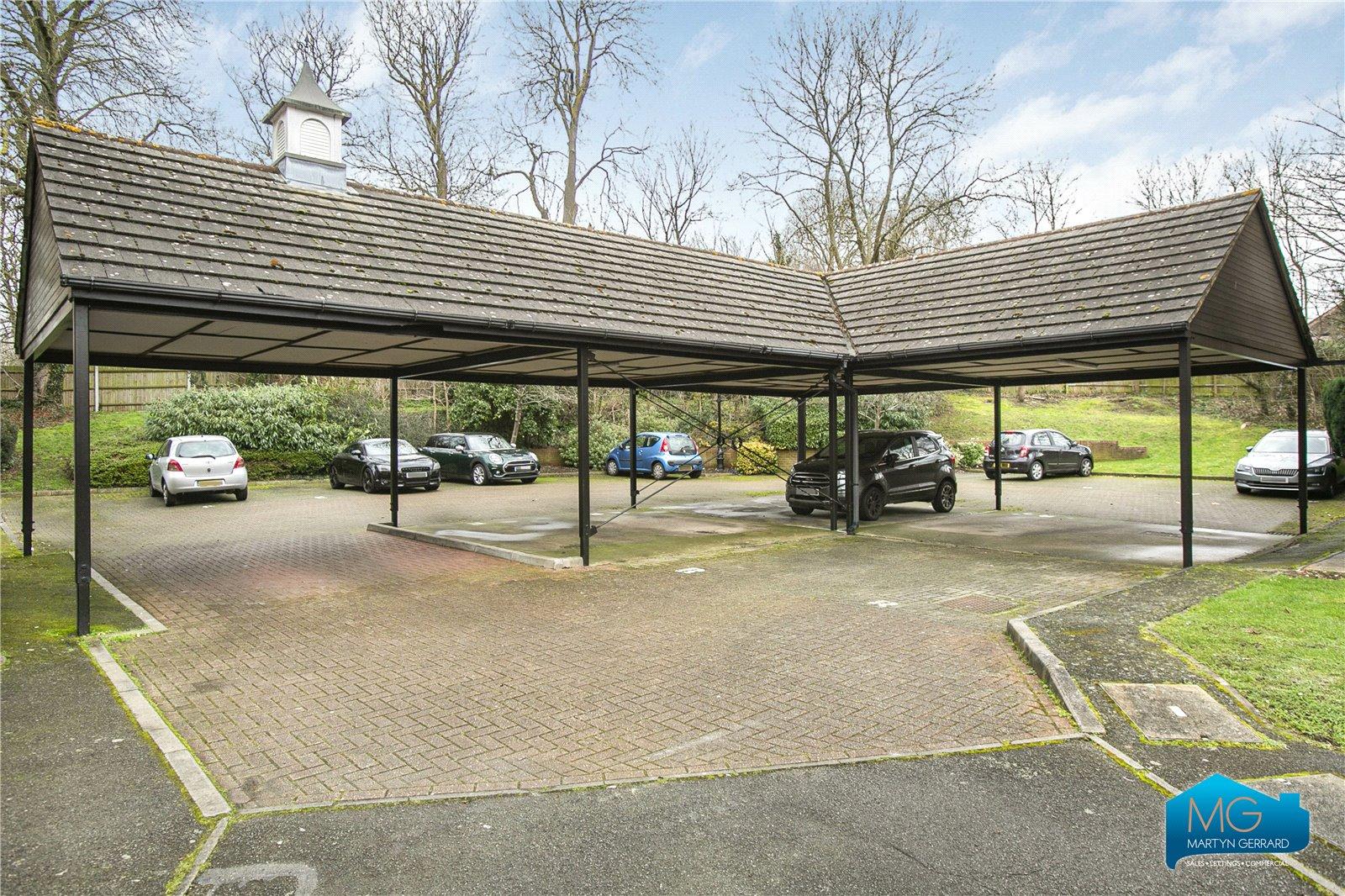 2 bedroom Apartment to rent - Martyn Gerrard