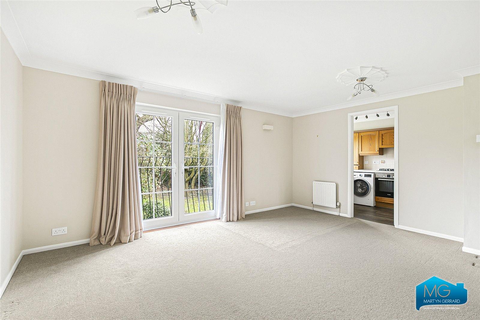 2 bedroom Apartment to rent - Martyn Gerrard