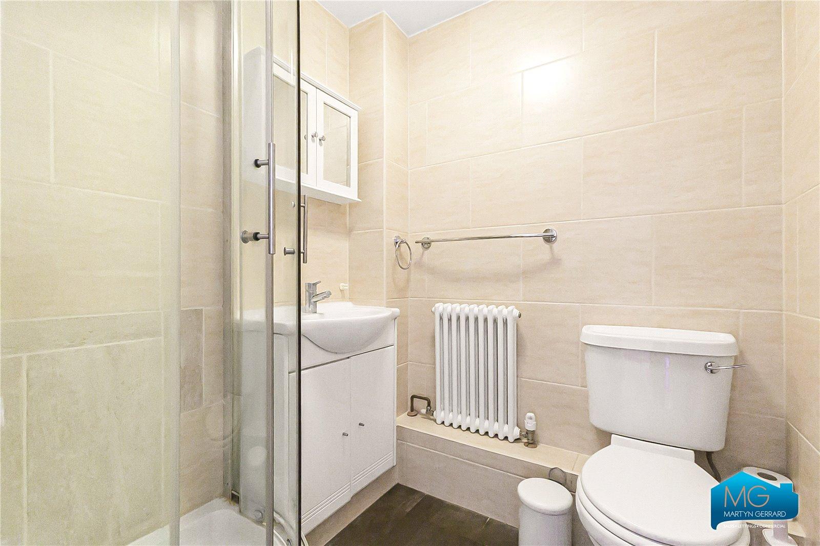 2 bedroom Apartment to rent - Martyn Gerrard