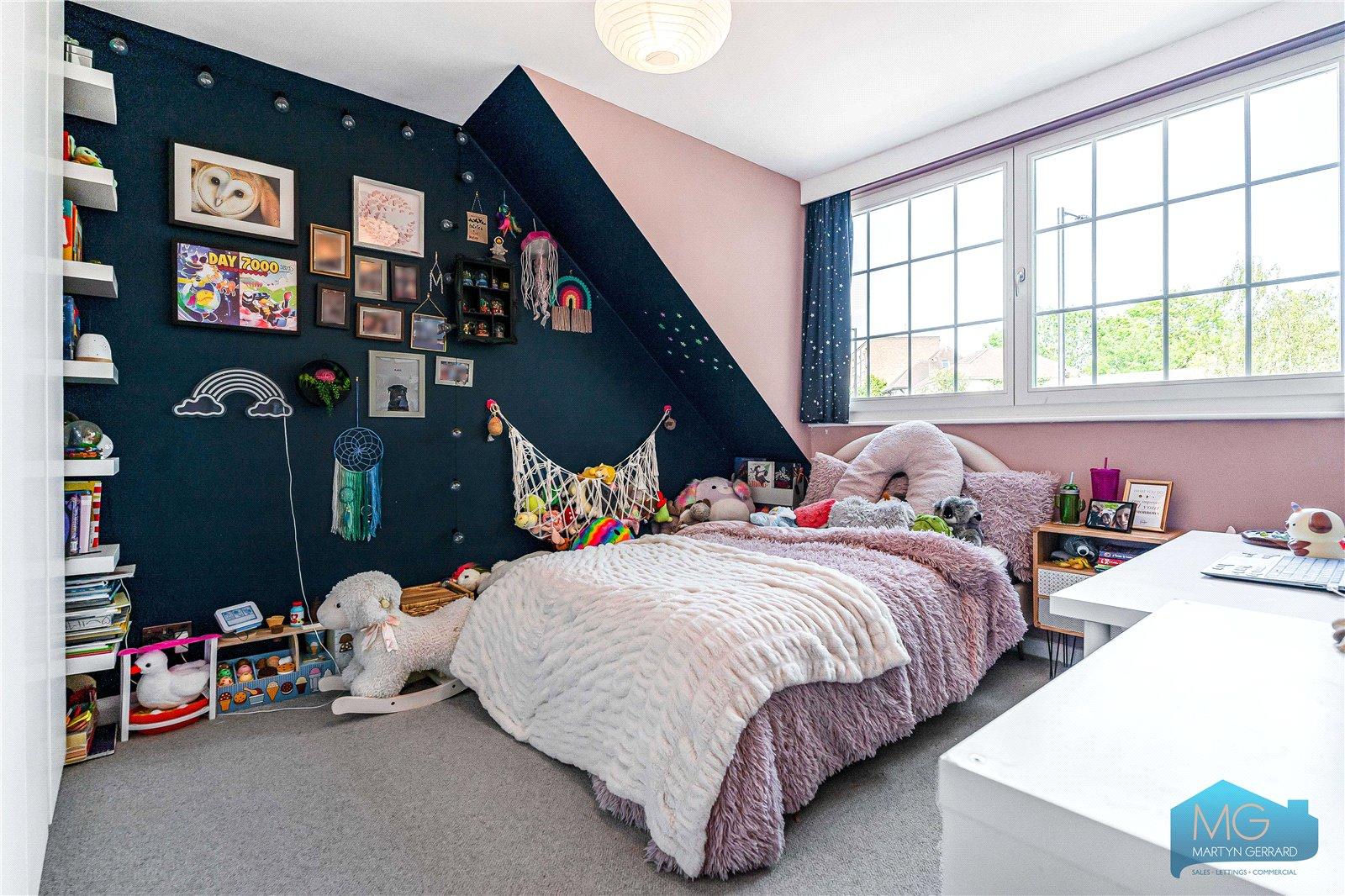 4 bedroom Detached House for sale - Martyn Gerrard