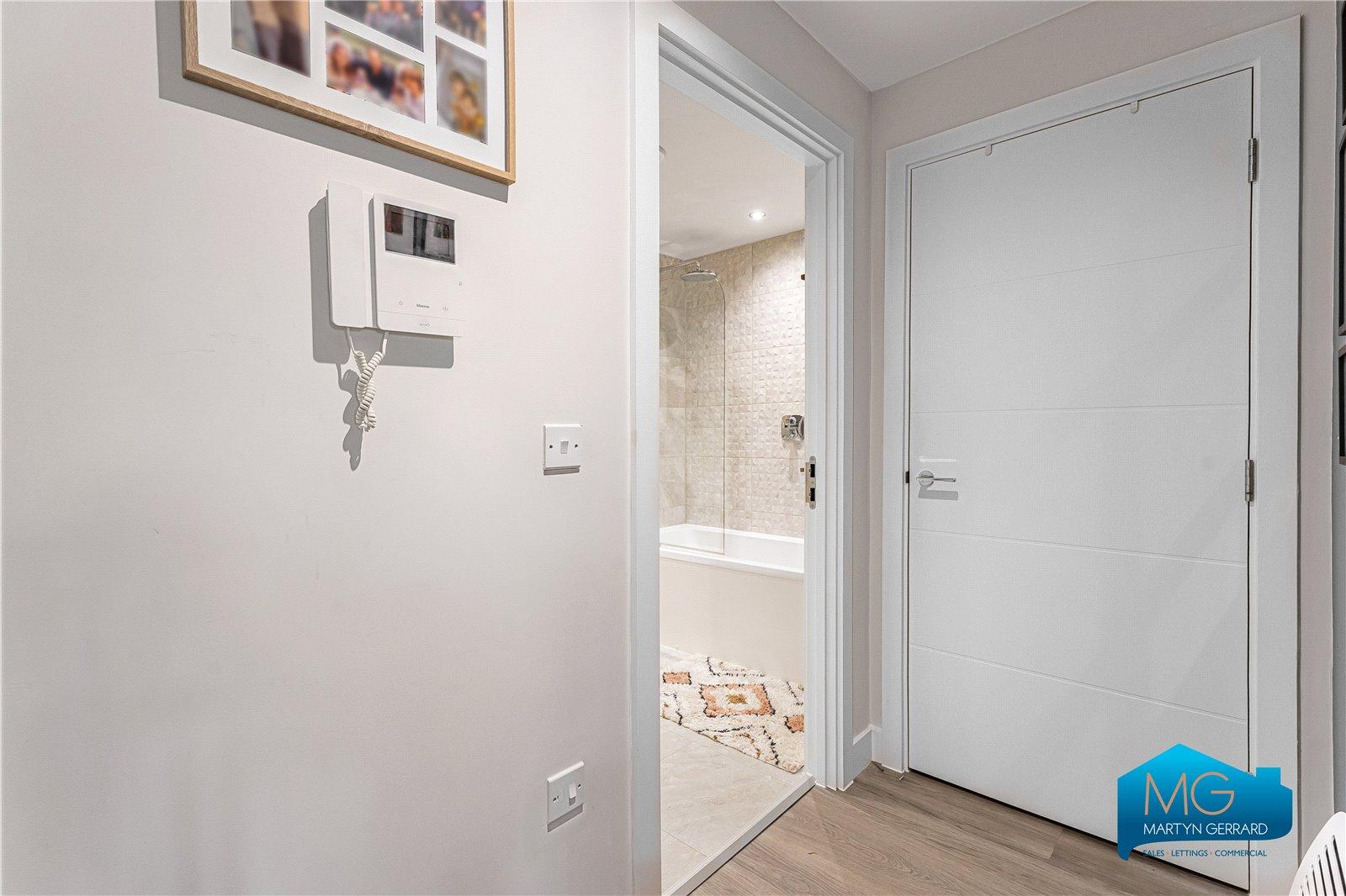 1 bedroom Apartment to rent - Martyn Gerrard