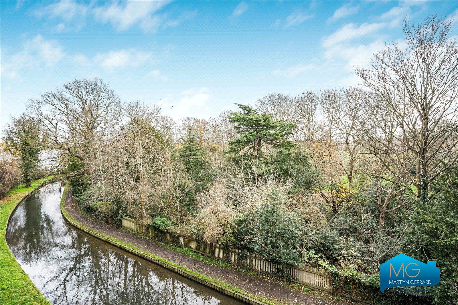 1 bedroom Apartment to rent - Martyn Gerrard