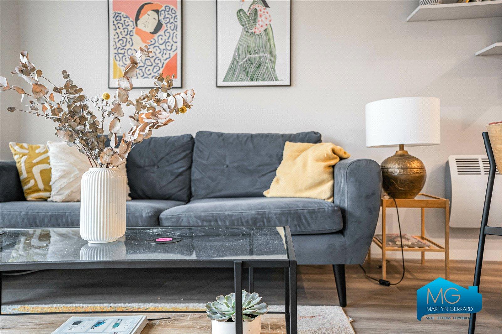 1 bedroom Apartment to rent - Martyn Gerrard