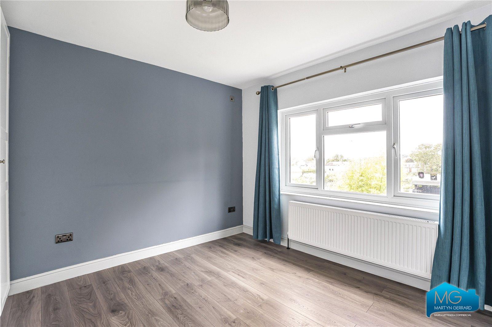 5 bedroom Semi-Detached House to rent - Martyn Gerrard