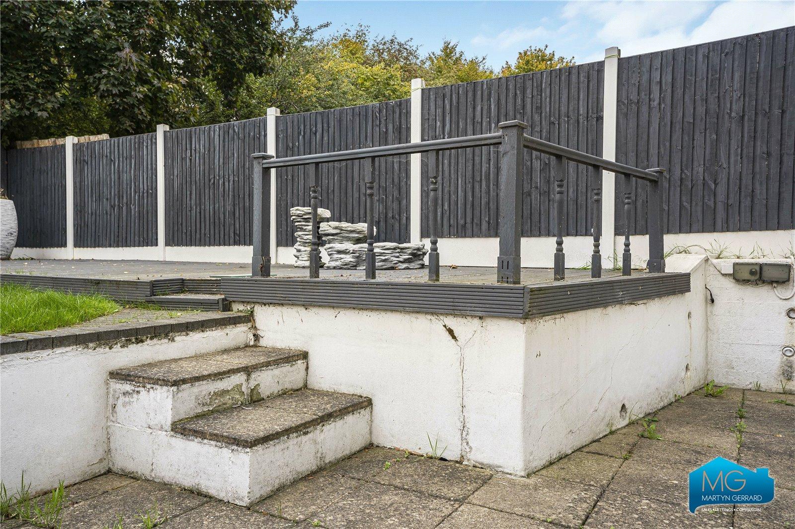 5 bedroom Semi-Detached House to rent - Martyn Gerrard