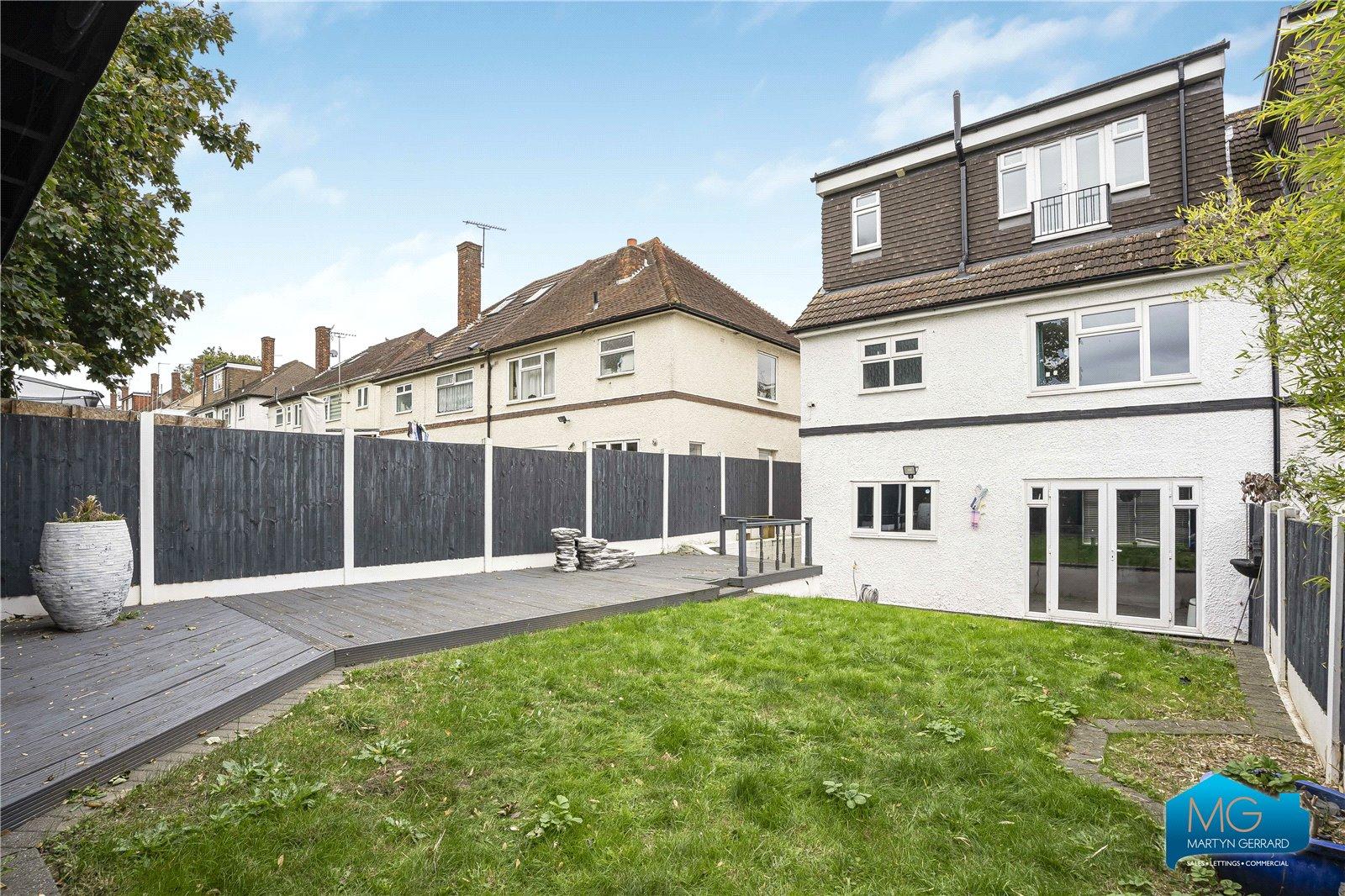 5 bedroom Semi-Detached House to rent - Martyn Gerrard