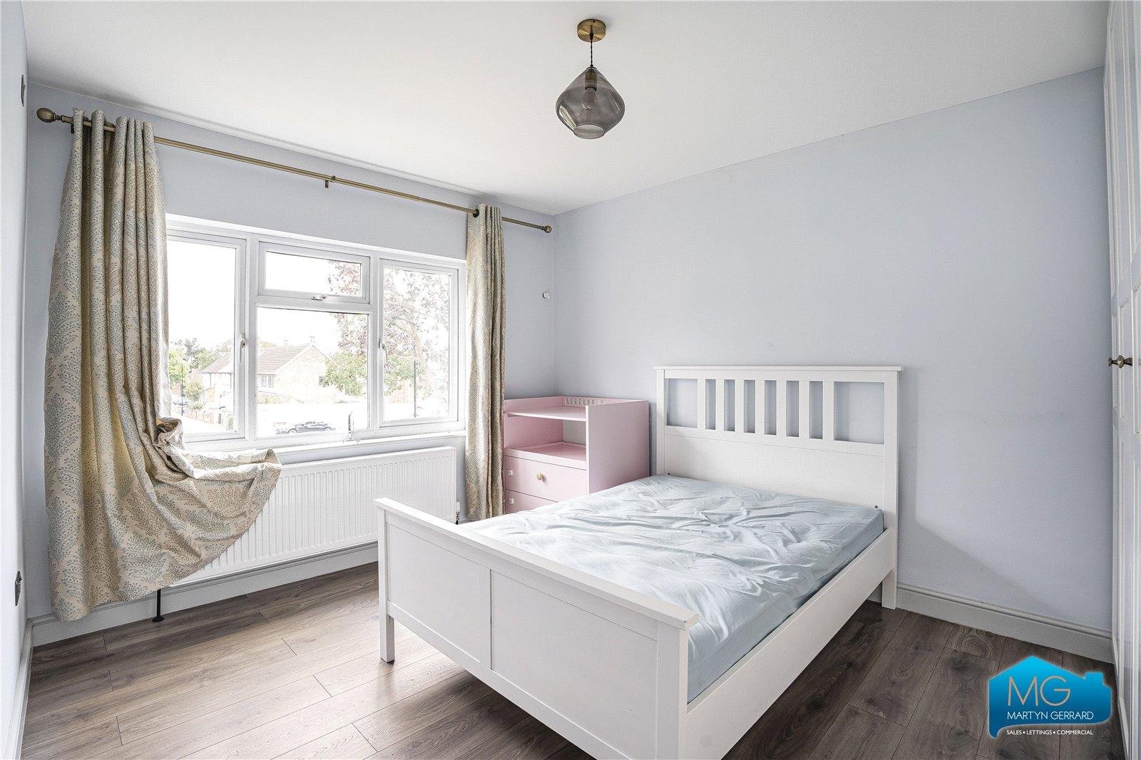 5 bedroom Semi-Detached House to rent - Martyn Gerrard