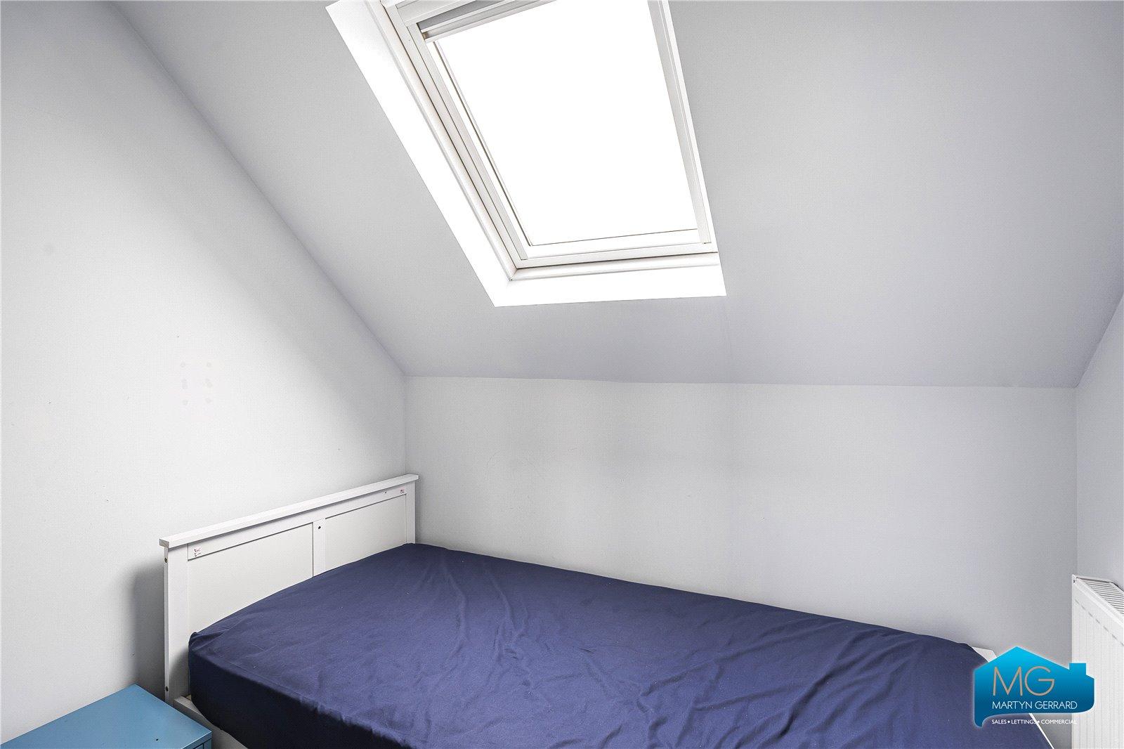 5 bedroom Semi-Detached House to rent - Martyn Gerrard