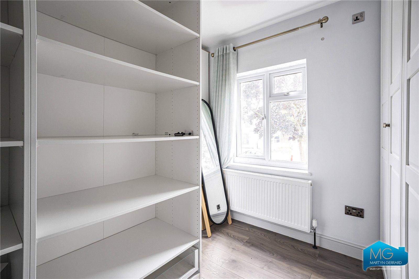 5 bedroom Semi-Detached House to rent - Martyn Gerrard