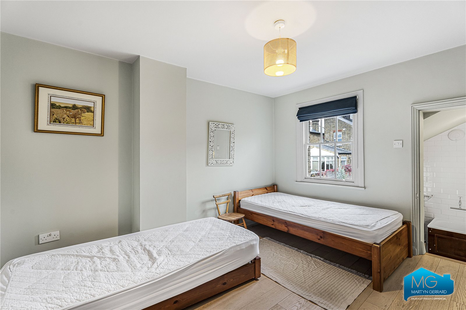 2 bedroom Semi-Detached House to rent - Martyn Gerrard