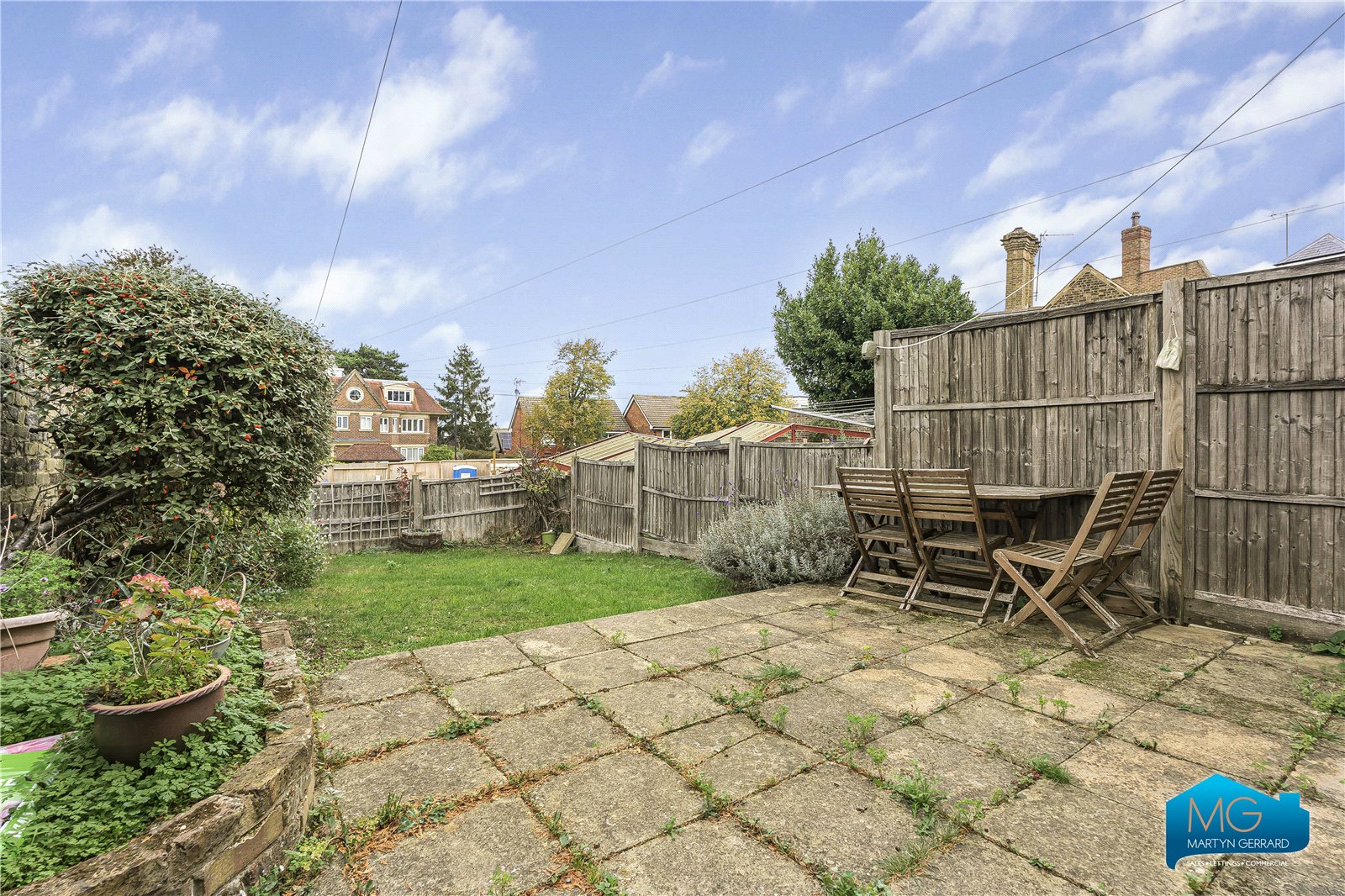 2 bedroom Semi-Detached House to rent - Martyn Gerrard