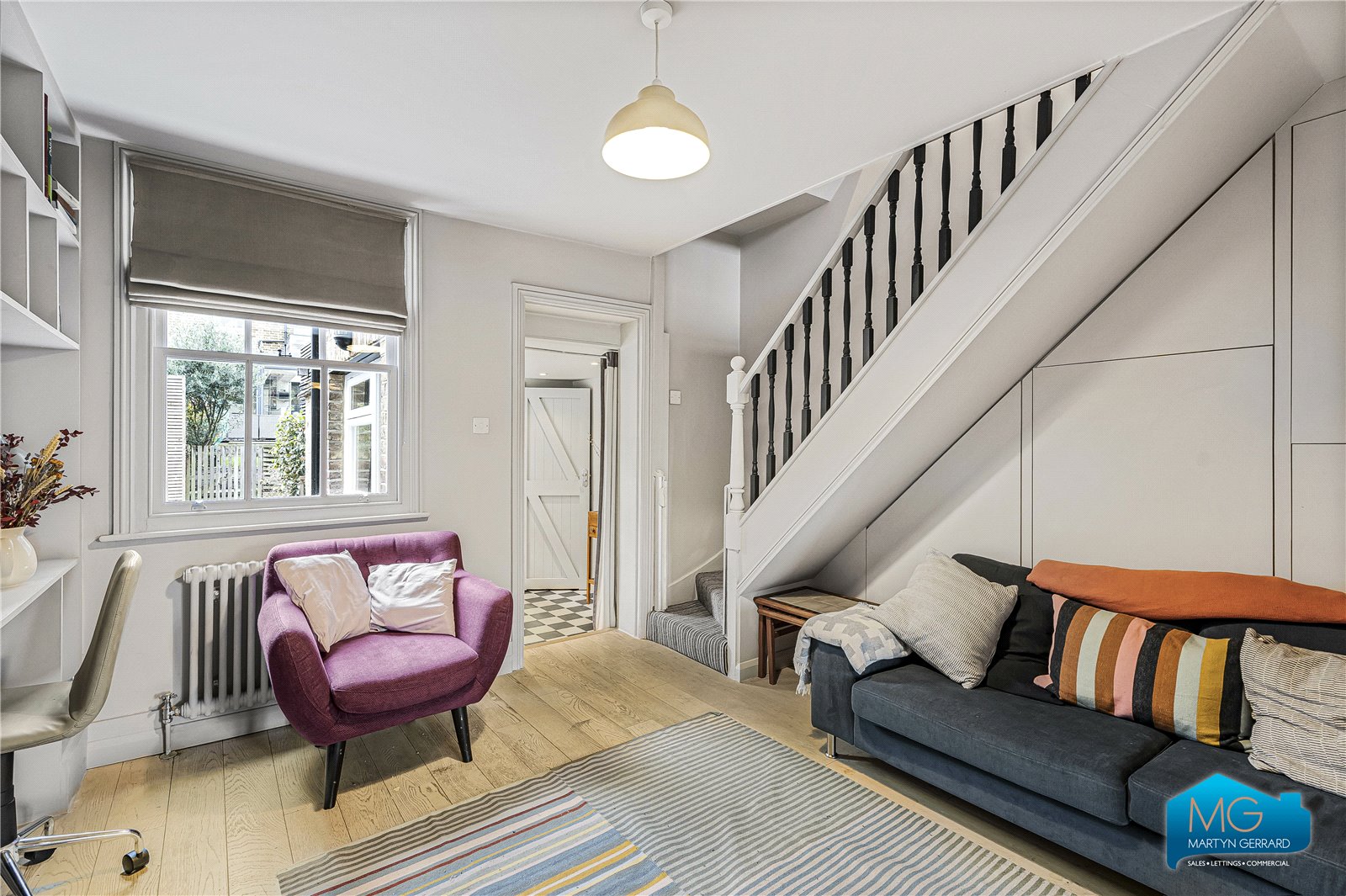 2 bedroom Semi-Detached House to rent - Martyn Gerrard