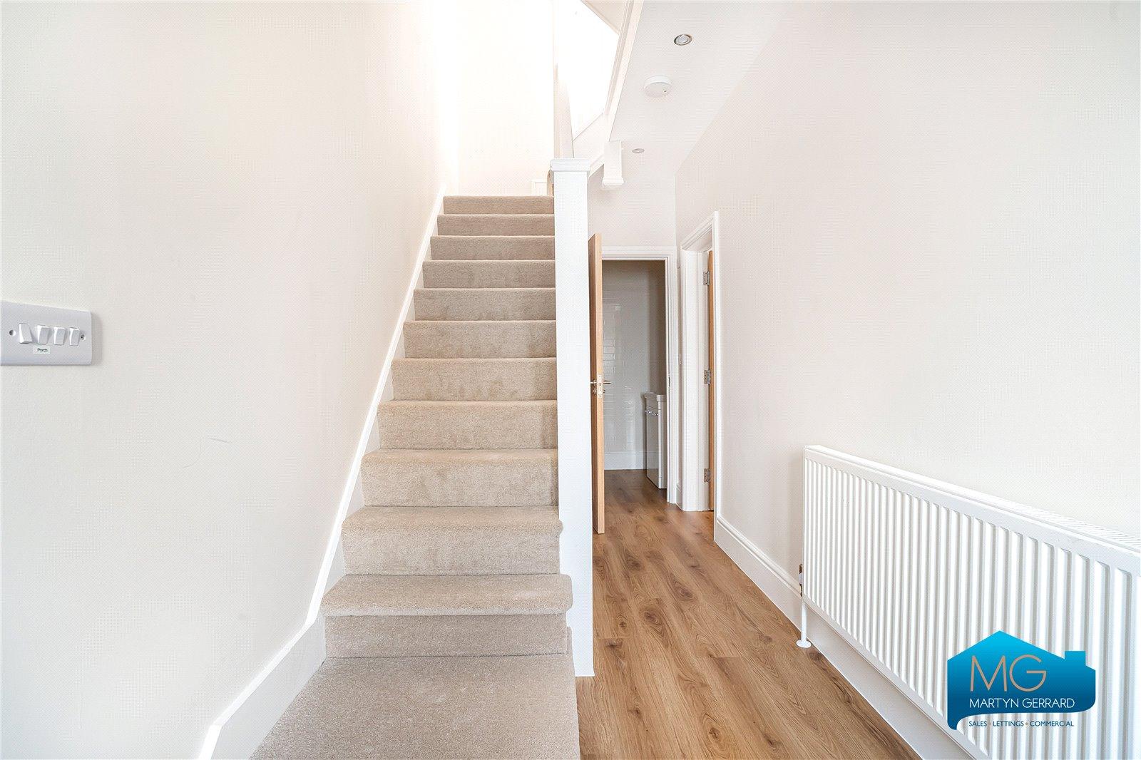 4 bedroom Semi-Detached House to rent - Martyn Gerrard