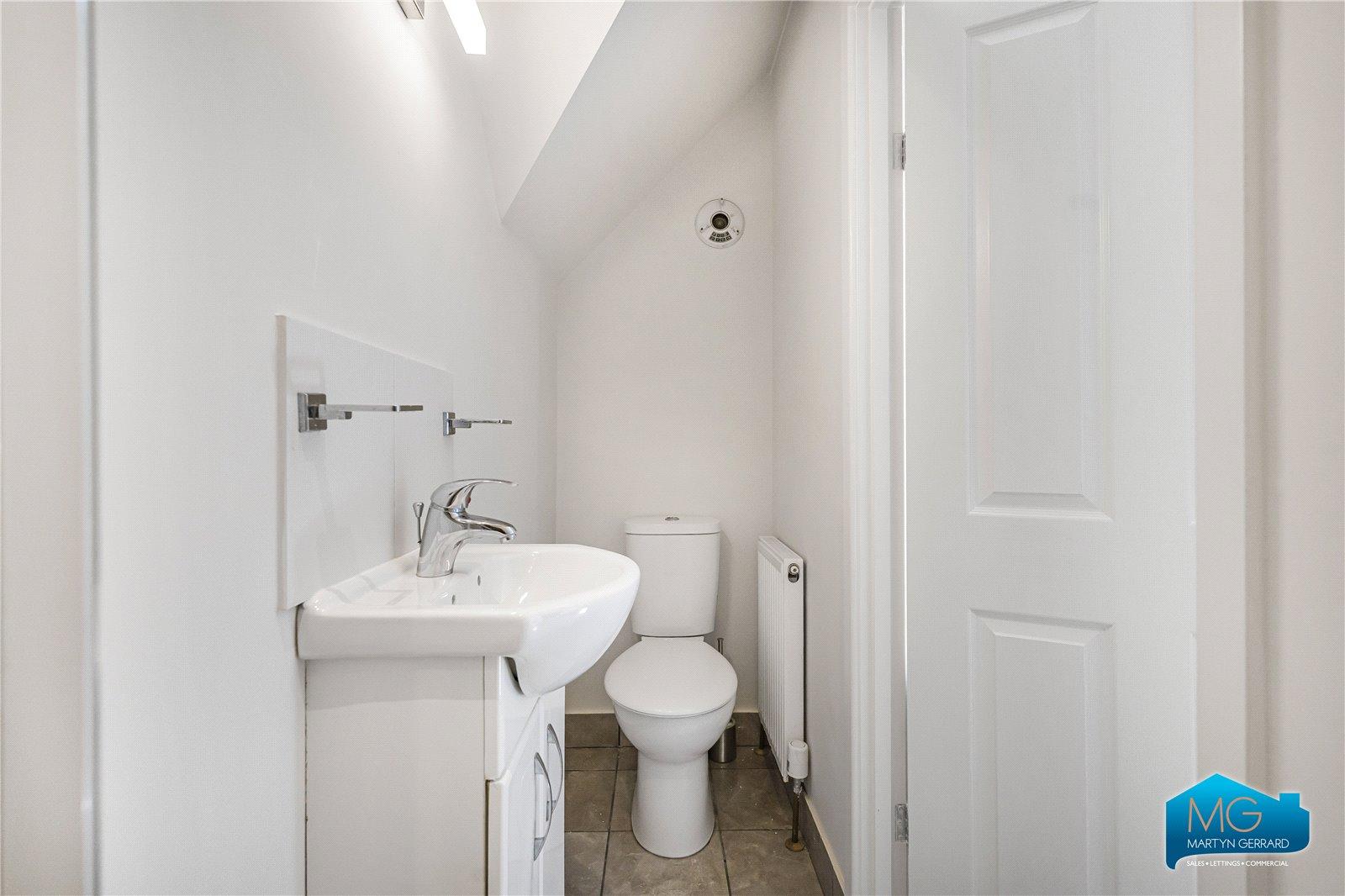 5 bedroom Semi-Detached House to rent - Martyn Gerrard