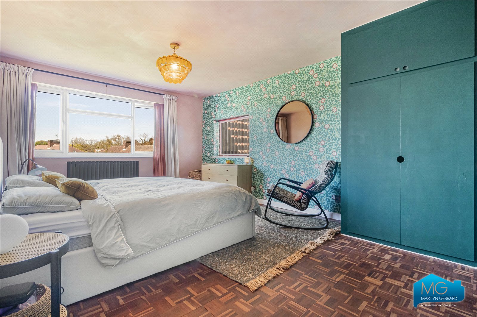 3 bedroom Apartment to rent - Martyn Gerrard