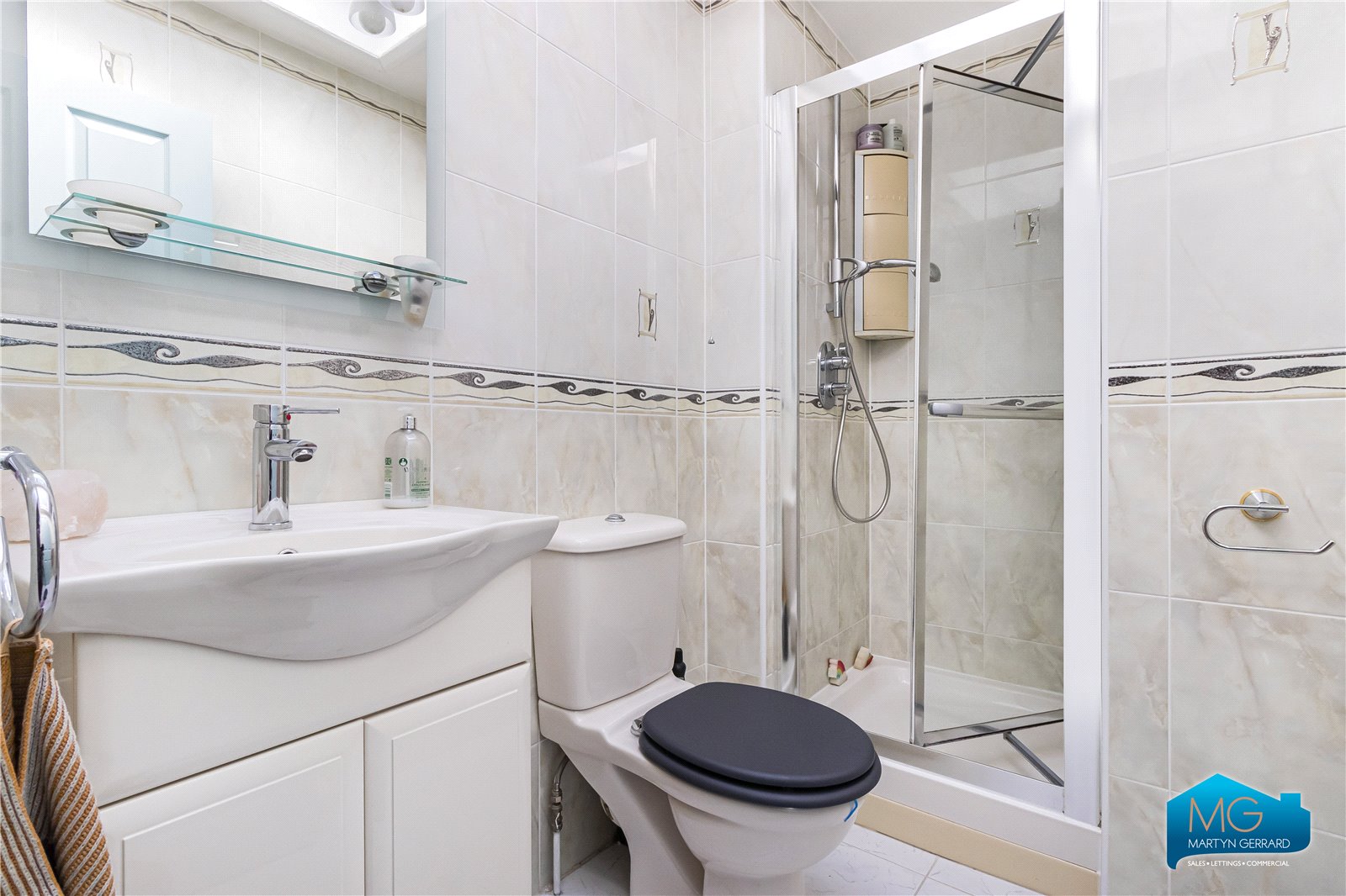3 bedroom Apartment to rent - Martyn Gerrard