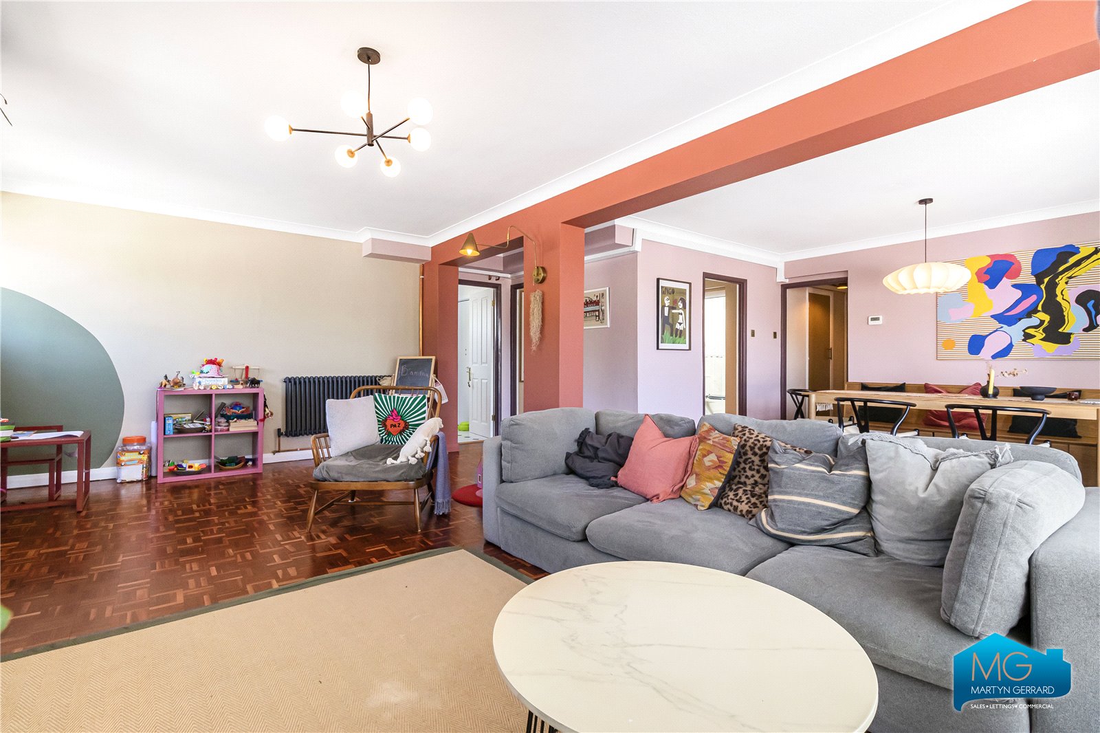 3 bedroom Apartment to rent - Martyn Gerrard