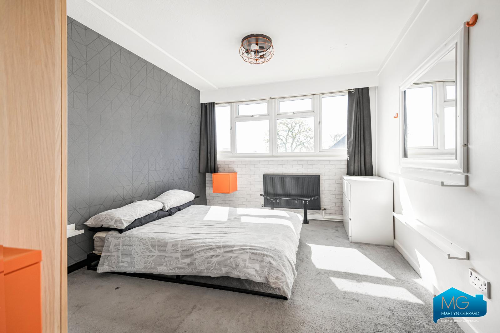 2 bedroom Apartment to rent - Martyn Gerrard
