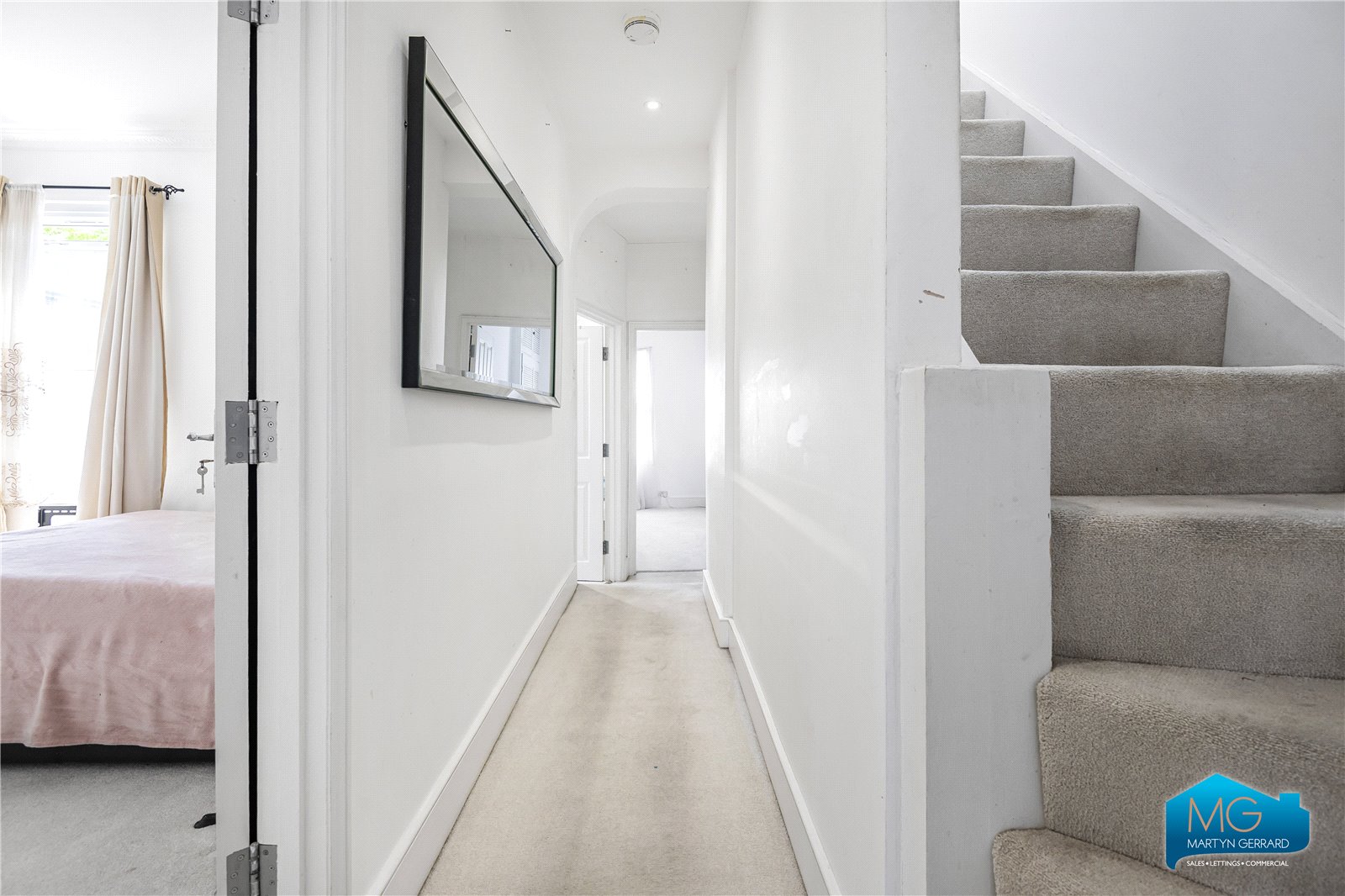 4 bedroom Terraced House to rent - Martyn Gerrard