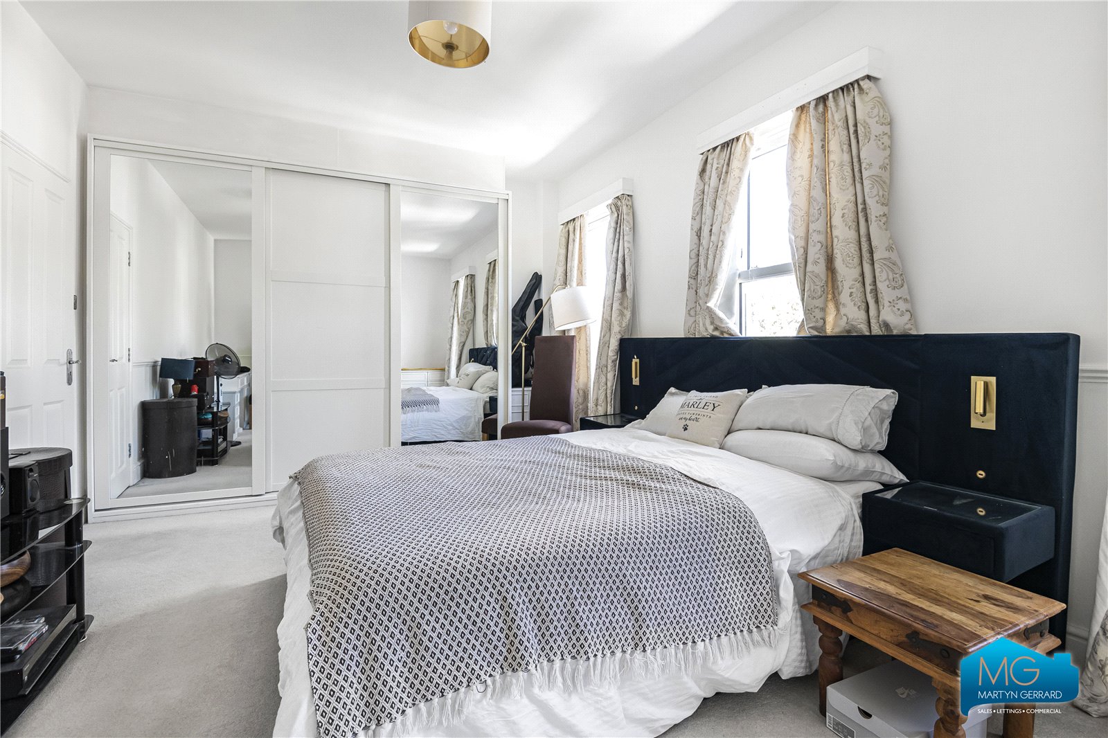 4 bedroom Terraced House to rent - Martyn Gerrard